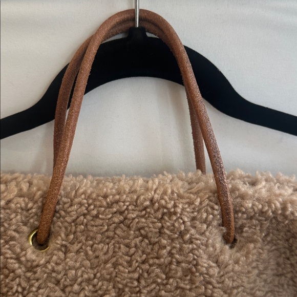 Anthropologie faux fur large crossbody shoulder bag - Picture 7 of 12